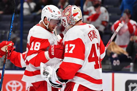 James Reimer stops 23 shots to help lift the Red Wings past the Blue Jackets 4-0